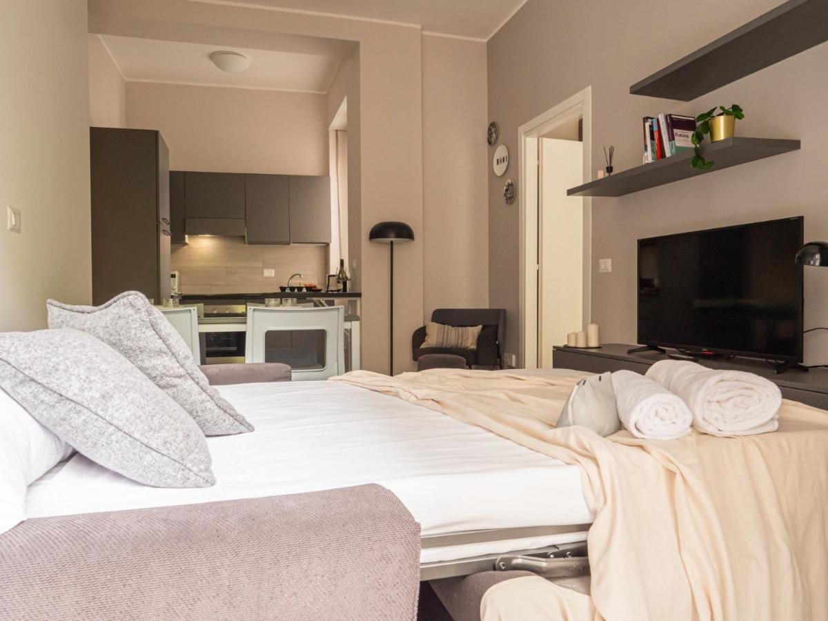 The Best Rent - Apartment With Balcony In Milan Downtown — Photos 3