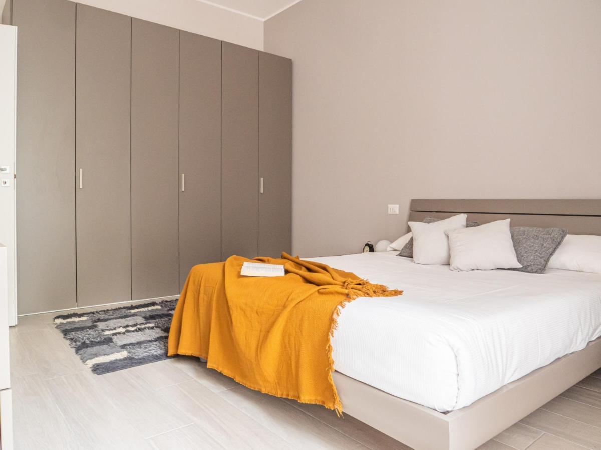 The Best Rent - Apartment With Balcony In Milan Downtown — Photos 2